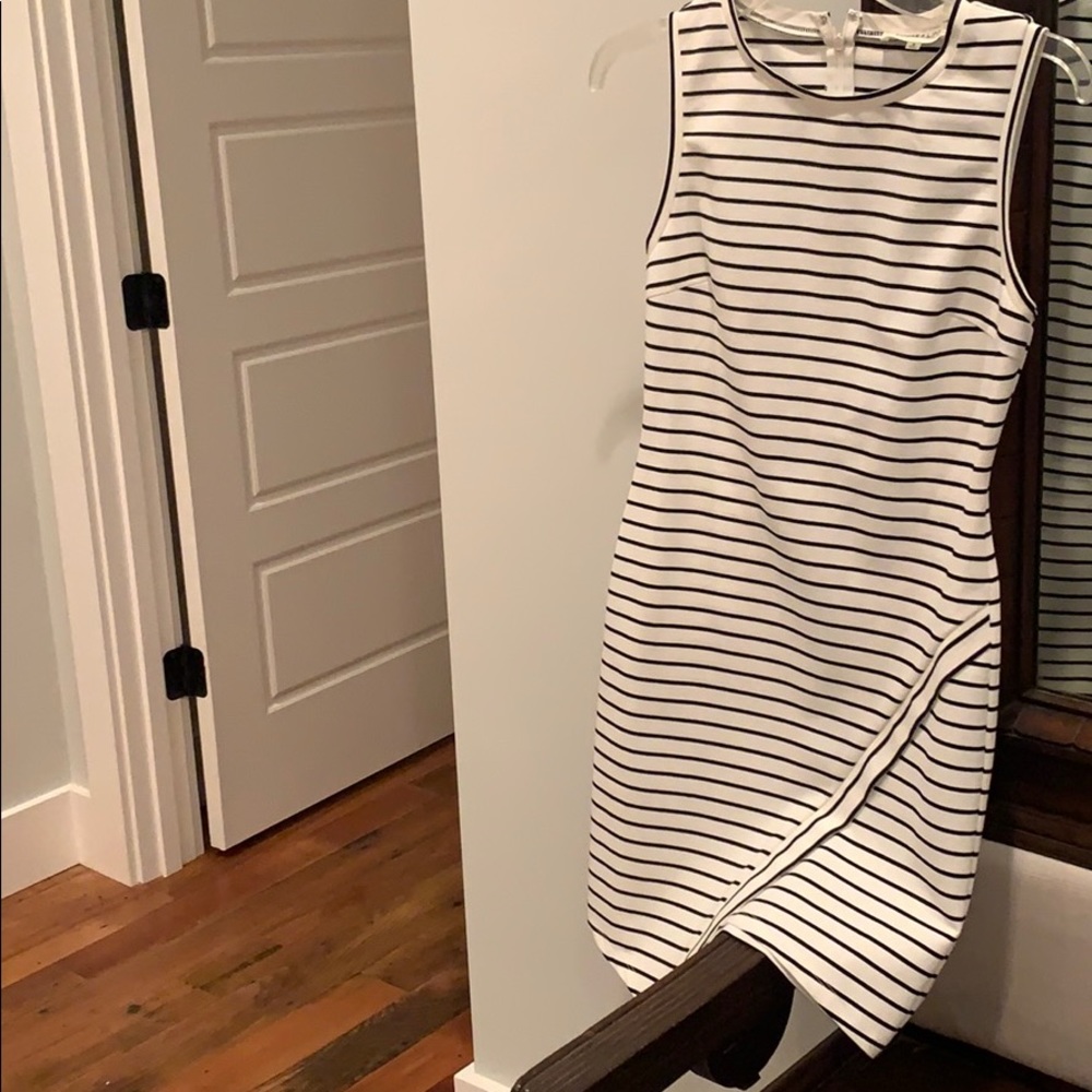 Adorable sugar lips striped dress with detail